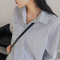 2022 spring summer large profile loose shirt button harbor wind design laminated wearing striated bottom long sleeve shirt female asdf