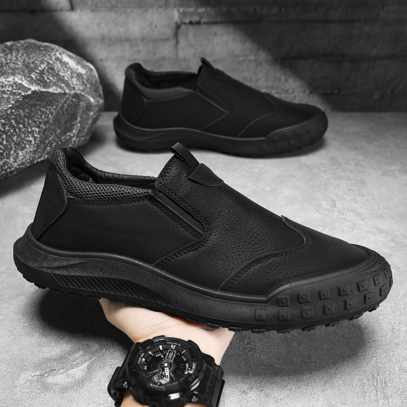 giày safety jogger Giày bảo hộ lao động một chân dành cho nam giới mùa hè màu đen nguyên chất nhà bếp đế dày chống mài mòn, giày đầu bếp ở công trường xây dựng, giày bảo hộ lao động giay bảo hộ lao đông ủng bảo hộ lao động