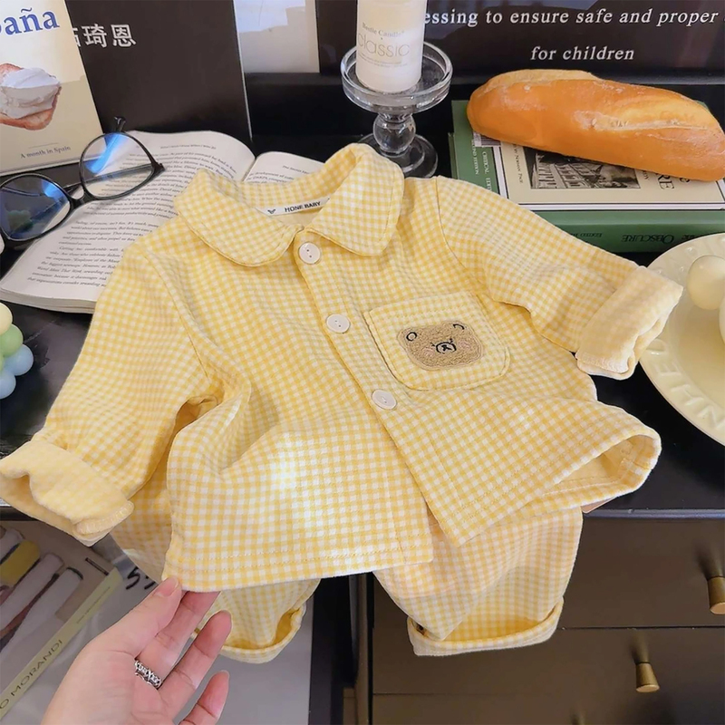 Dumbo Children's Thermal Fleece Brushed Loungewear Set, Long-Sleeve Plaid Pajamas for Boys and Girls, Turn-Down Collar, Autumn and Winter Two-Piece Set Dumbo Children's Thermal Fleece Brushed Loungewear Set, Long-Sleeve Plaid Pajamas for Boys and Girls, Turn-Down Collar, Autumn and Winter Two-Piece Set