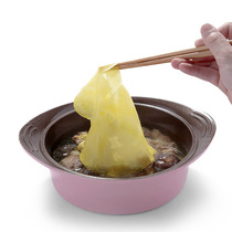 Round saucepan soup suction oil paper cooking broth to greasy edible oil suction film to blanching the oil slick
