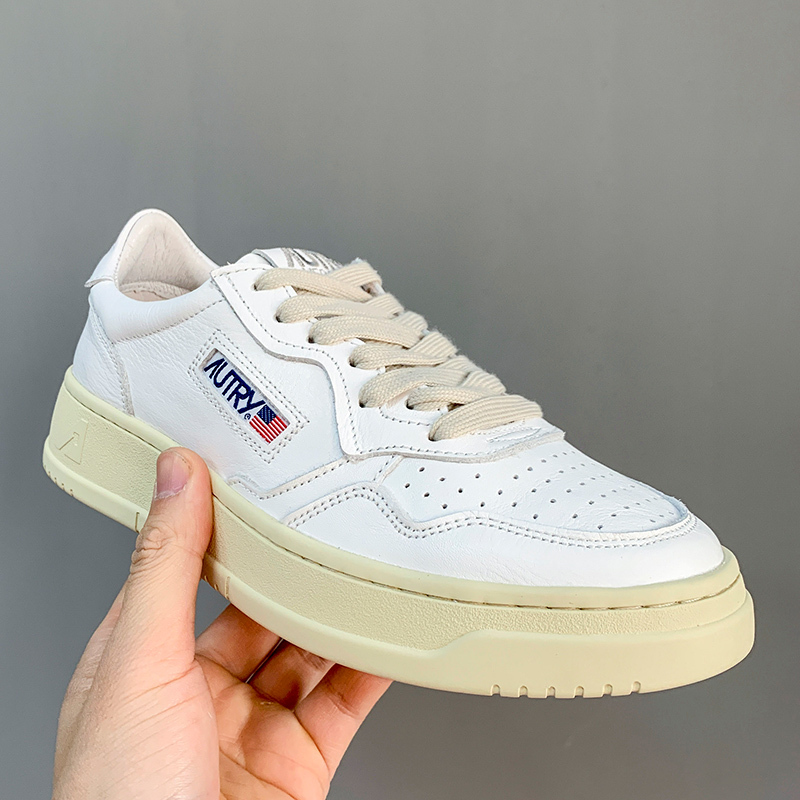 Autry Ept White Sneakers for Women, White Tail Skate Shoes, Korean Sports Casual Shoes for Men, ins Super Popular Non-Y Version