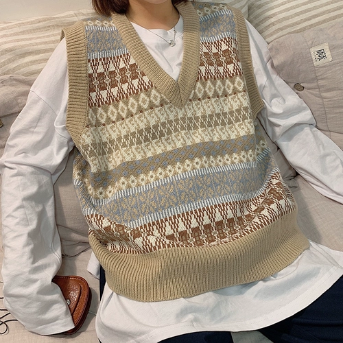 Трикотажный демисезонный жилет без рукавов, свитер для школьников, в корейском стиле, V-образный вырез, популярно в интернете