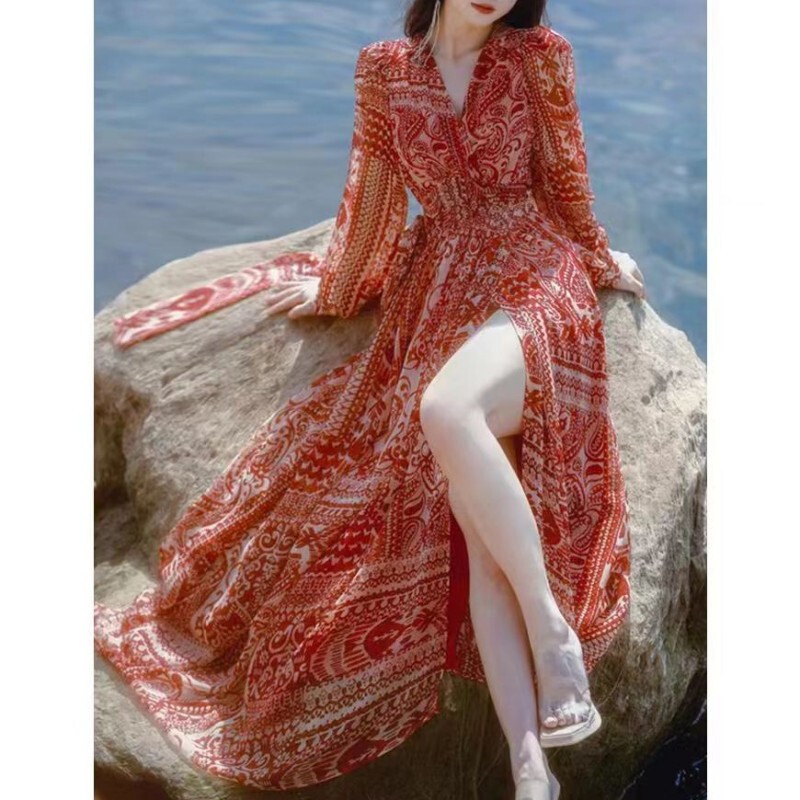 Bohemian Sexy Slit Dress for Women 2023 Spring New Style Seaside Vacation Waist-Cinching Long Skirt with Large Hem for the Beach