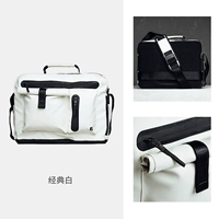 Классический белый цвет, корпус из жесткой ткани.