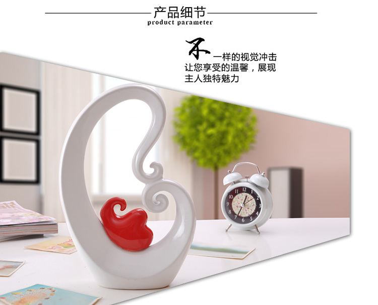 Modern ceramic arts and crafts creative home furnishing articles wedding gift for the sitting room TV ark, adornment