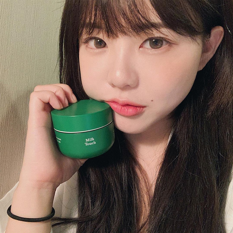 Korea milk touch moisturizing Moisturizing calming cream moisturizes the face Refreshing oil control lock water repair skin