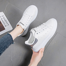 秋冬爆款男女小白鞋松糕厚底内增高女鞋