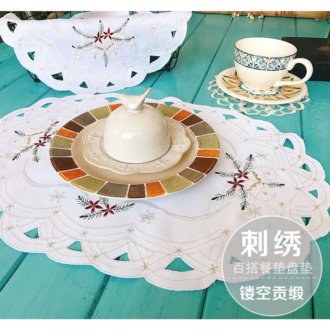 Happy Christmas Foreign Trade Export Original single European style Idyli Tian Garden Festive Cloth Art Embroidery Hollowed-out Dining Cushion Tray Cushion Cup Cushion Table Cloth