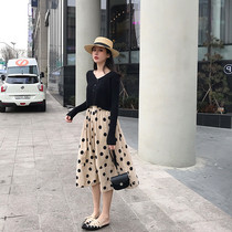 2021 spring and autumn new womens clothing royal sister style fashion foreign style thin Royal sister light cooked wind age reduction two-piece suit skirt