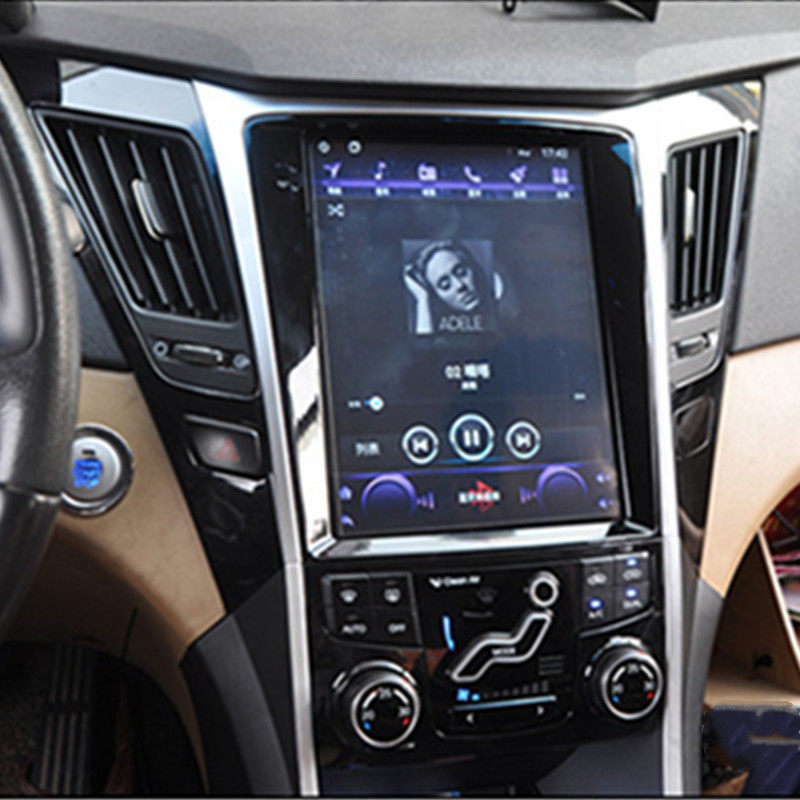 Application of the modern Old Sonata Eight Sonata Jiuanzao reversing image audio-visual navigation machine wagon recorder