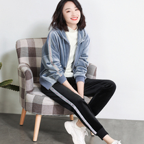 Free breathing gold velvet casual sportswear suit womens autumn and winter 2019 new large size womens hooded two-piece suit