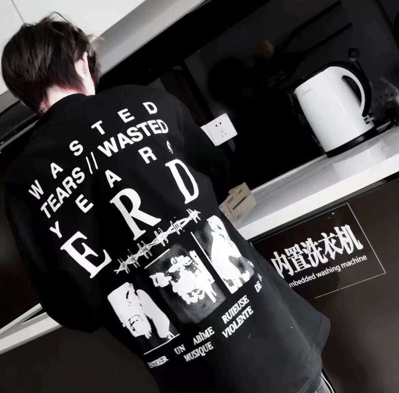 [in Stock] Non-Erd Depressed Rich Second-Generation Long-Sleeve Thorns Portrait Photo Vintage Distressed Print 260g