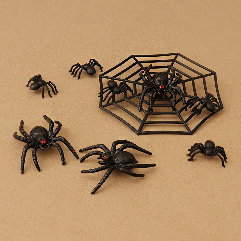 Miniature realistic animal prank toys, Halloween spider web insect models, spider sandbox scene decorations.