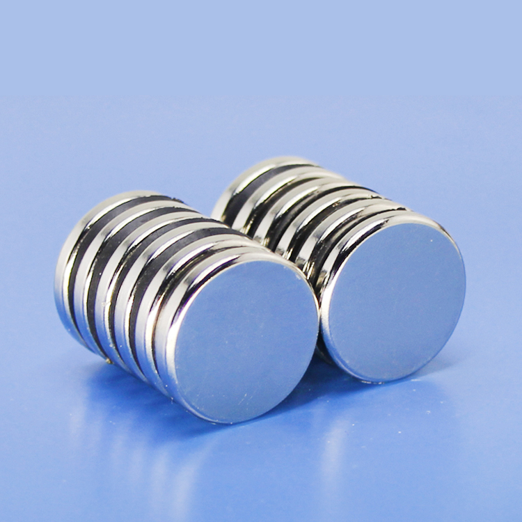 24*2 4 10MM for the high strength magnet of NdFeB high strength magnet small circular magnet patch blackboard LED sink
