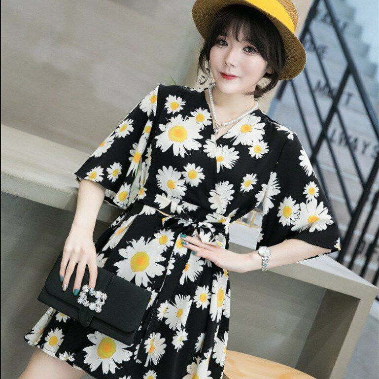 Single - piece suit 2022 Spring and summer new snow dress suit women's Korean Gas Top Shorts two pieces set 4