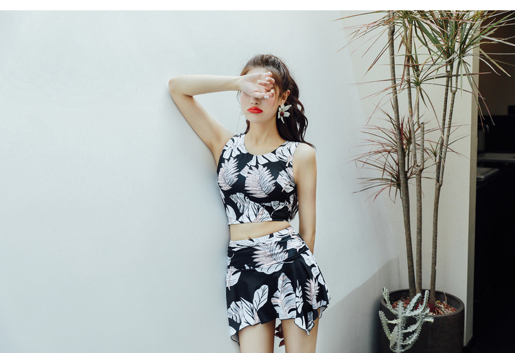 Áo tắm nữ bảo thủ chia đôi ngực nhỏ hai mảnh thu thập váy sinh viên Hàn Quốc màu đen áo tắm boxer mùa hè - Bộ đồ bơi hai mảnh áo bơi 2 mảnh kín đáo