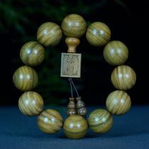 In the year of birth Atingen sandalwood finely crafted along-grain beads Buddhas hand green string mens and womens sandalwood 108 rosary beads