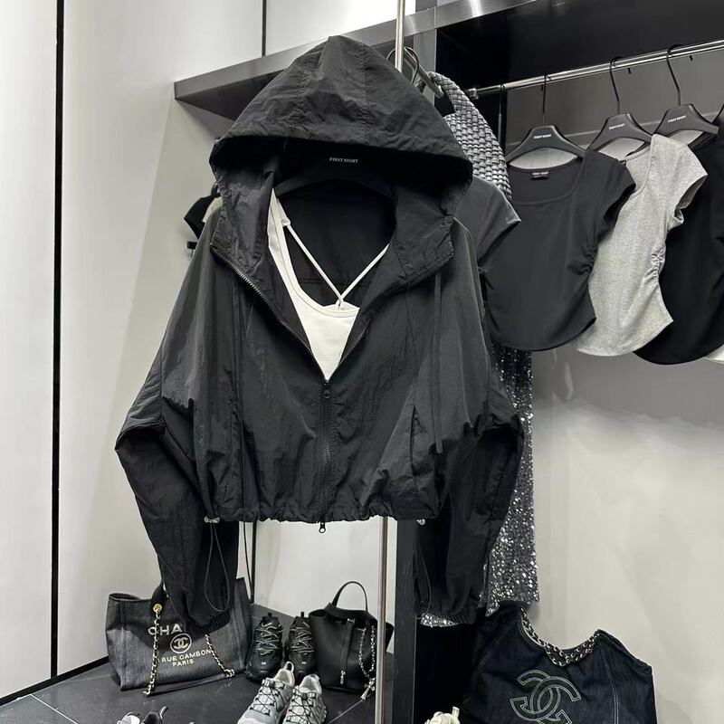 Loose Zipper Thin Breathable Jacket for Women 2025 Summer New Trendy Hooded Short Windbreaker for Women Loose Zipper Thin Breathable Jacket for Women 2025 Summer New Trendy Hooded Short Windbreaker for Women