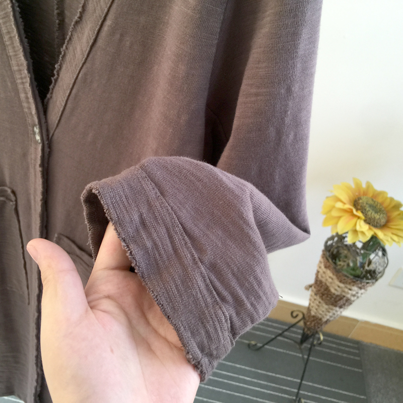 Khí chất văn chương một nút trong đoạn dài áo len cotton tre nữ màu rắn cổ chữ V tay dài mùa thu áo gió mới thời trang nữ