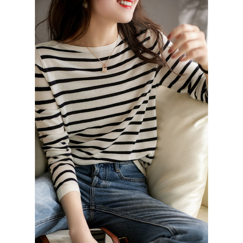 The Smiling Culvert Finely Spun Wool Knit Striped Fleece Hooded Sweatshirt Undershirt Woman ZYG360779AG