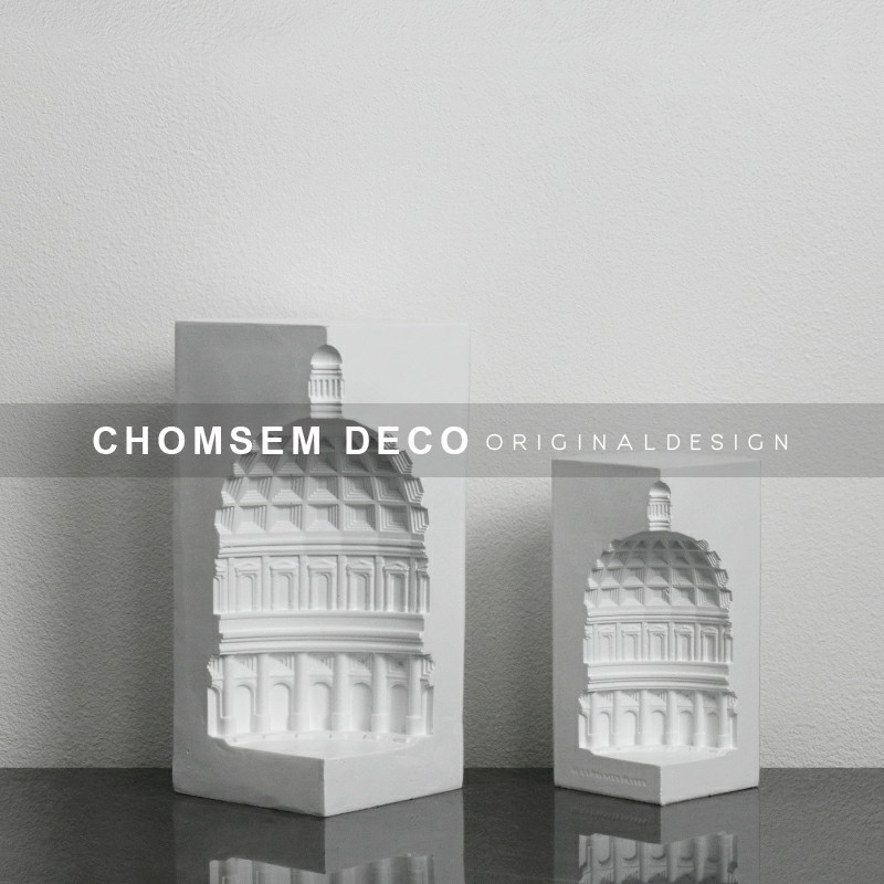 Modern Light Luxury Model Room Study Office Creative Landmark Building Soft Decoration Desktop Bookend Ornament