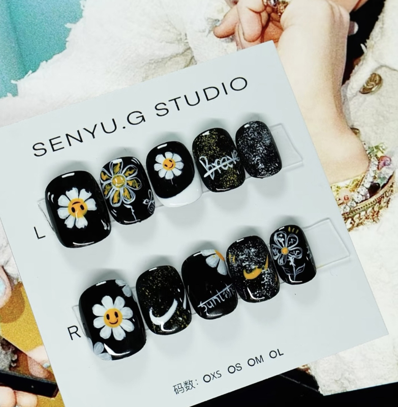 Gd G-Dragon Nail Art Sunflower Concert Support Nails Daisy Hand-Painted Cool Black European and American Style Niche Gender-Neutral Nails Gd G-Dragon Nail Art Sunflower Concert Support Nails Daisy Hand-Painted Cool Black European and American Style Niche Gender-Neutral Nails