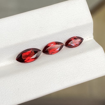 Natural mozambique burgundy garnet marquise cut gemstone loose stone ring face jewelry processing stone
