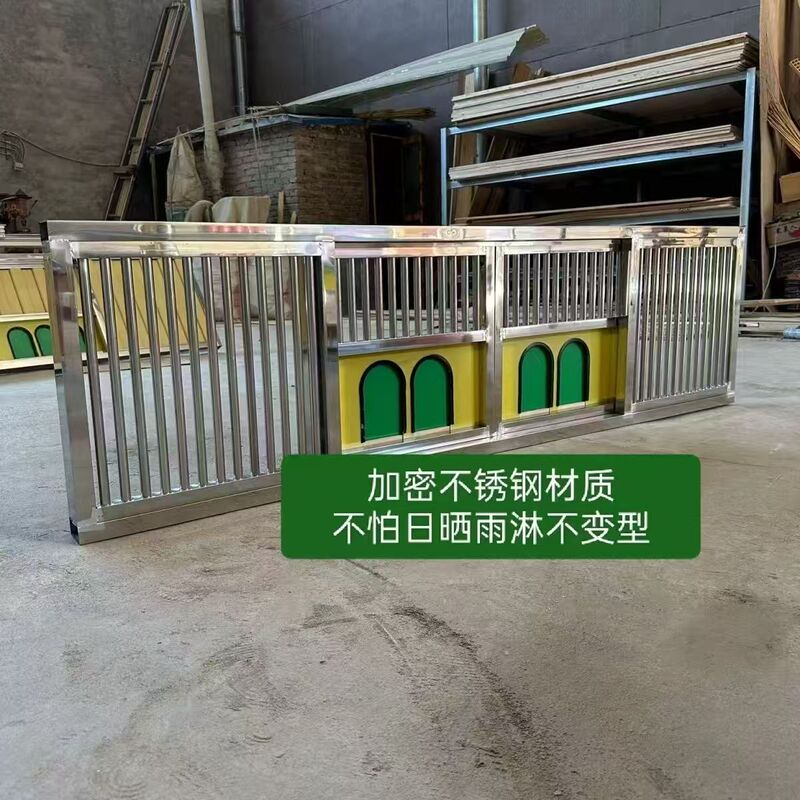 Imported Stainless Steel Pigeon Gates for Import and Export, with a Middle Opening for Releasing Pigeons Imported Stainless Steel Pigeon Gates for Import and Export, with a Middle Opening for Releasing Pigeons