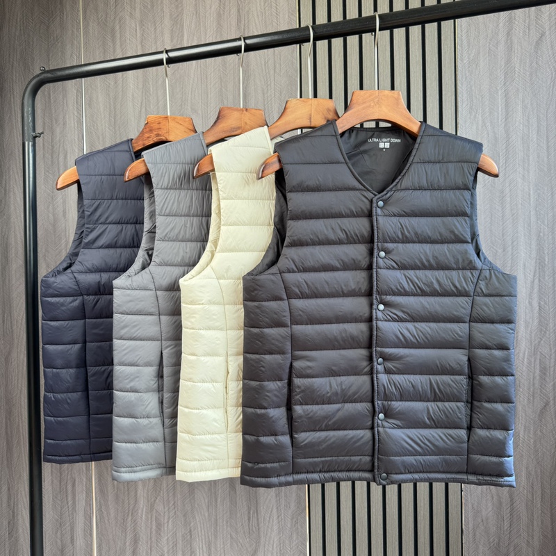 Japanese Style U Series! Lightweight Waterproof and Windproof Quilted Cotton Vest, Autumn and Winter Men's Casual Versatile Solid Color Warm Vest Japanese Style U Series! Lightweight Waterproof and Windproof Quilted Cotton Vest, Autumn and Winter Men's Casual Versatile Solid Color Warm Vest