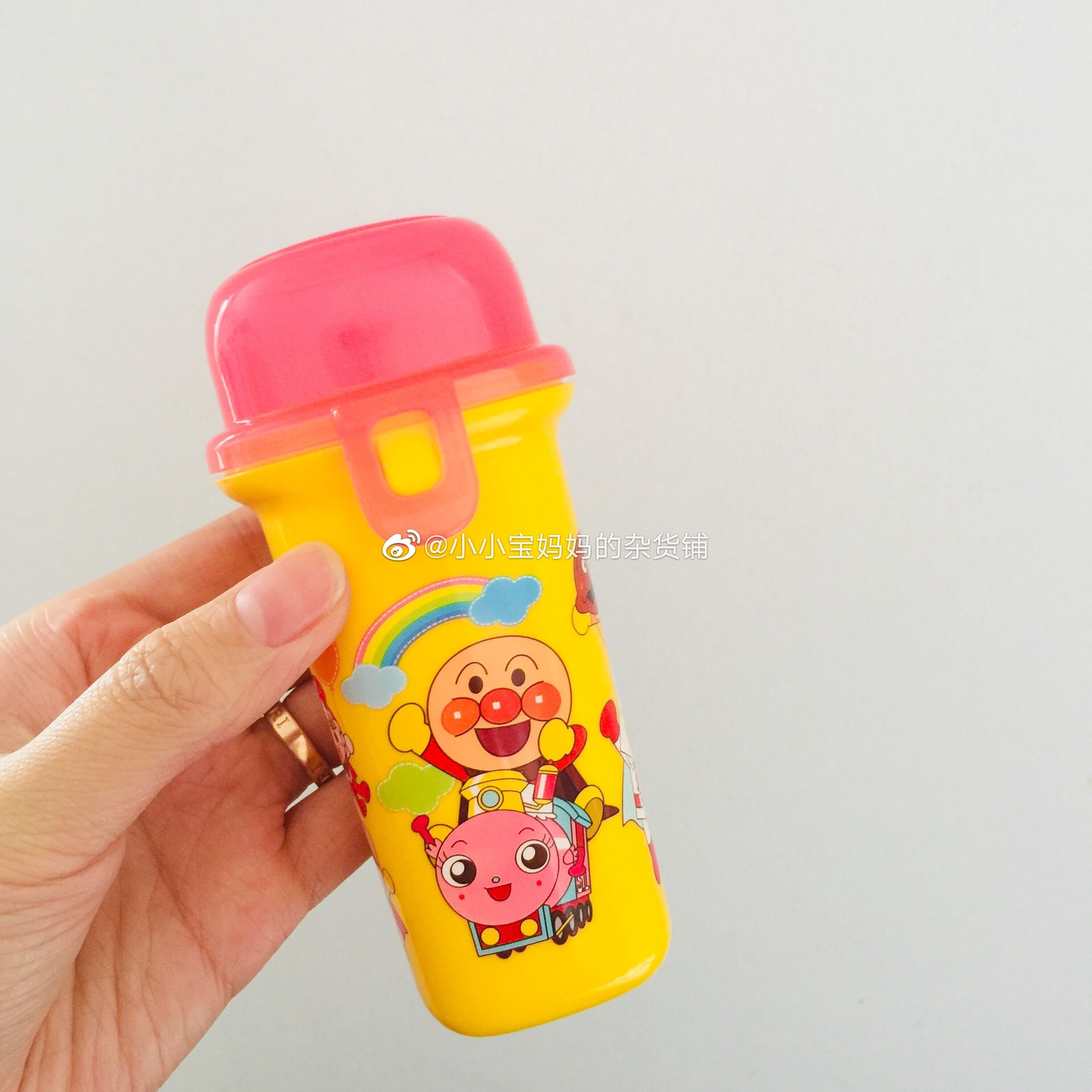 Spot Japan Bread Superman Children's Baby convenient snack box made in Japan