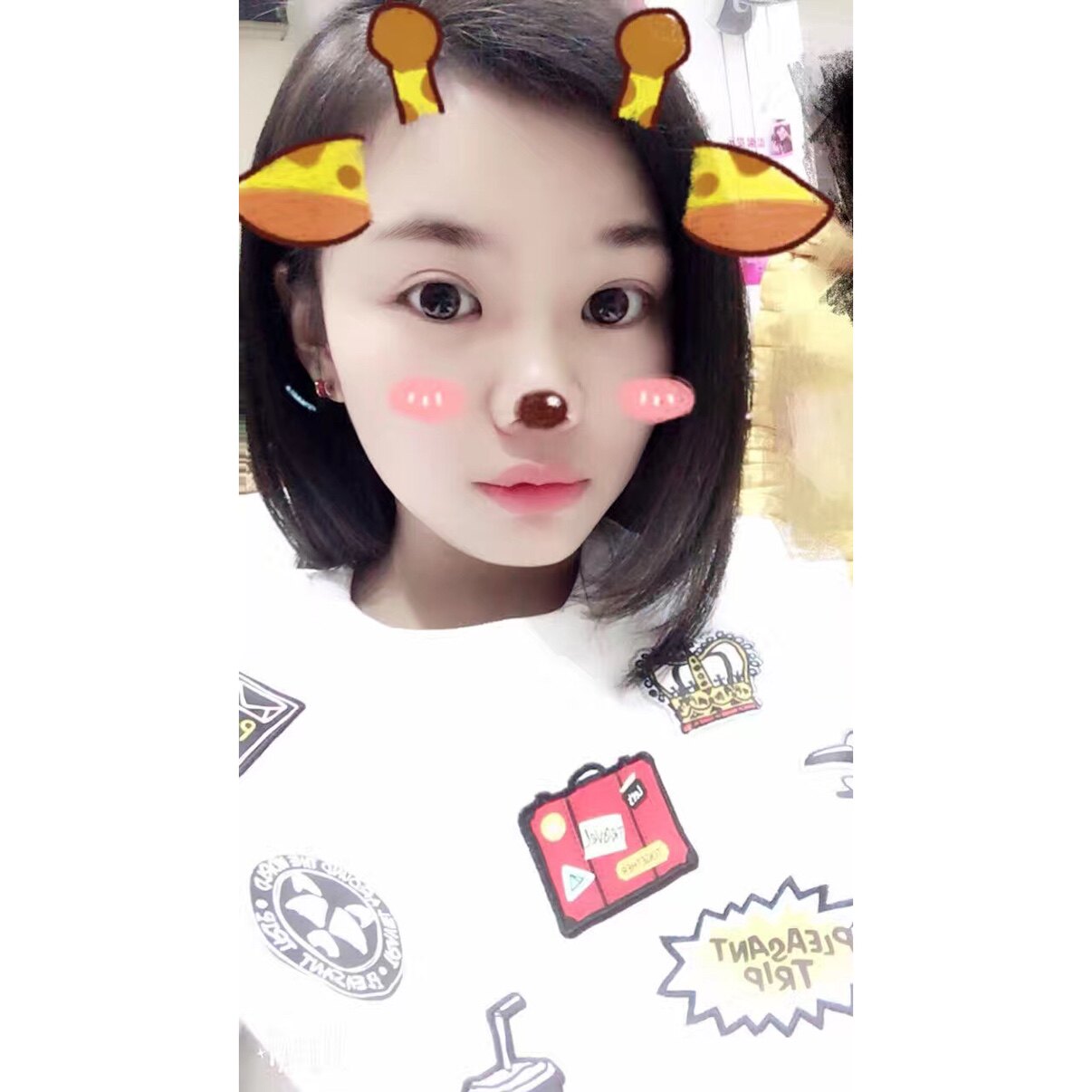 Li1y楊代购小铺的LOGO