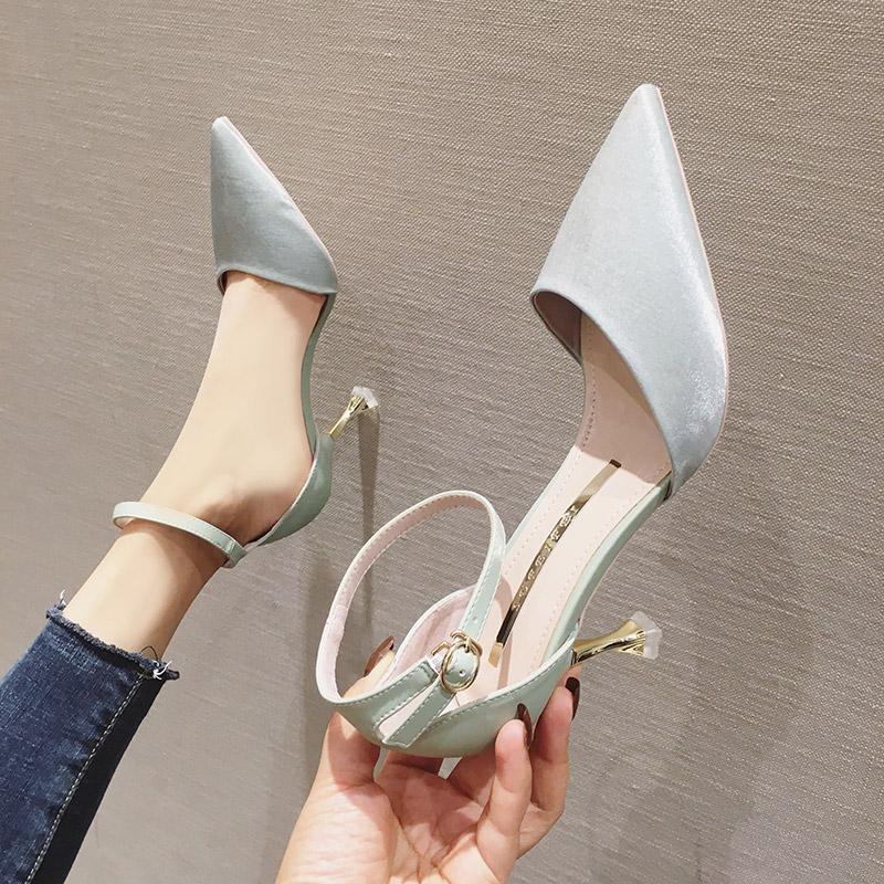 One word with high heel shoes female 2022 new 100 hitch heel tip hollow student 2022-year-old fairy wind single shoe woman
