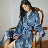 9807 встроенный синий серый (самка)