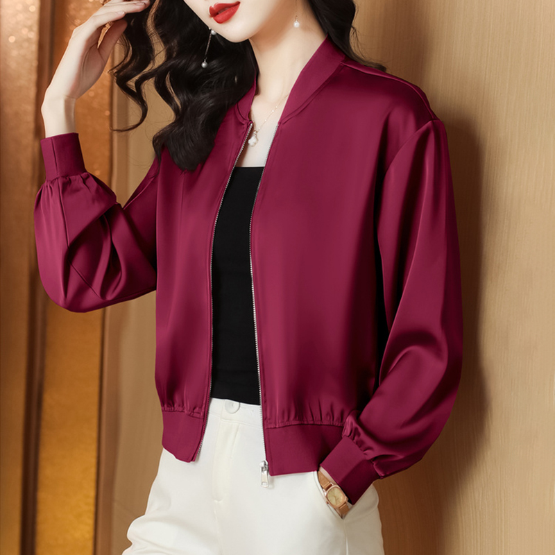 Baseball Jacket Short Coat for Women, Spring, Autumn, and Winter 2026 New Popular European Style Petite Jacket, Fashionable Top Baseball Jacket Short Coat for Women, Spring, Autumn, and Winter 2026 New Popular European Style Petite Jacket, Fashionable Top