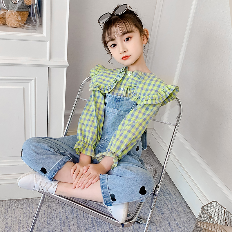 Girls bib suit 2021 new foreign style fashionable autumn net red girl children's spring and autumn two-piece set