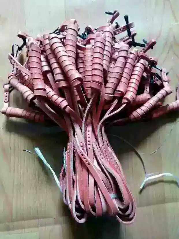 Military fans retired 54-type cowhide new wooden warehouse bar collection multi-functional key chain DIY supplies