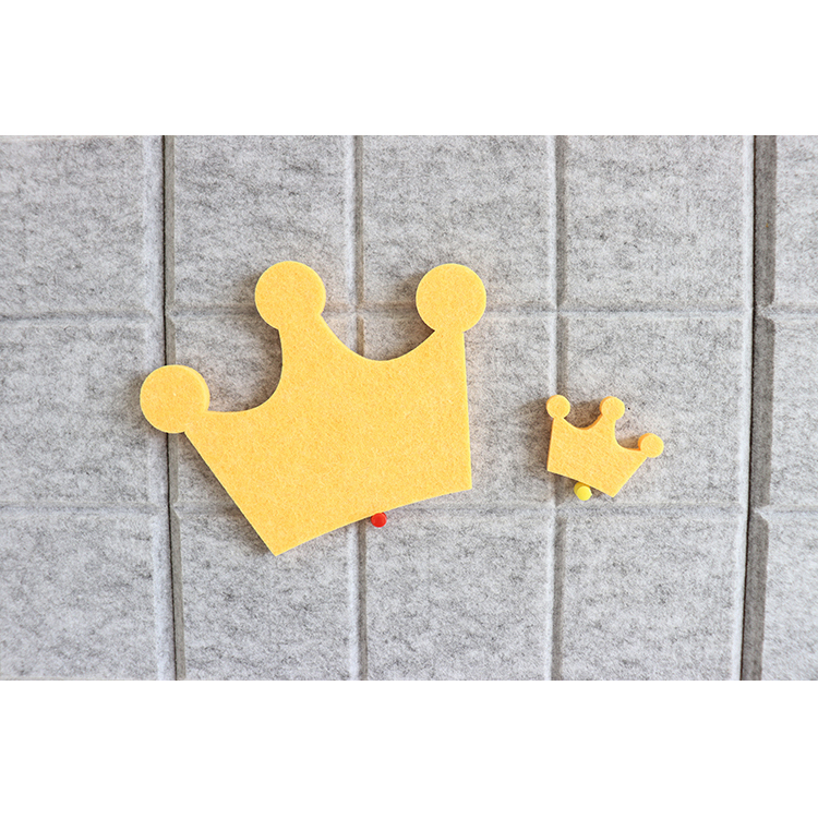 Creative Freshener Nordic Crown Nursery School Work Felt Display Board Soft Wooden Board Photo Wall Message Board