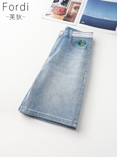 Light color denim shorts for women summer 2025 new summer thin loose straight leg five-point pants slim summer hot pants