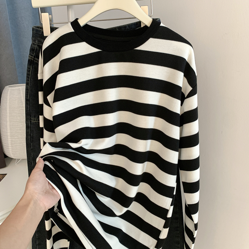 Fat Sister Black and White Striped Long-Sleeved T-Shirt for Women, Spring and Autumn New Style, Large Size Loose Cotton Bottoming Shirt, Belly-Covering Top