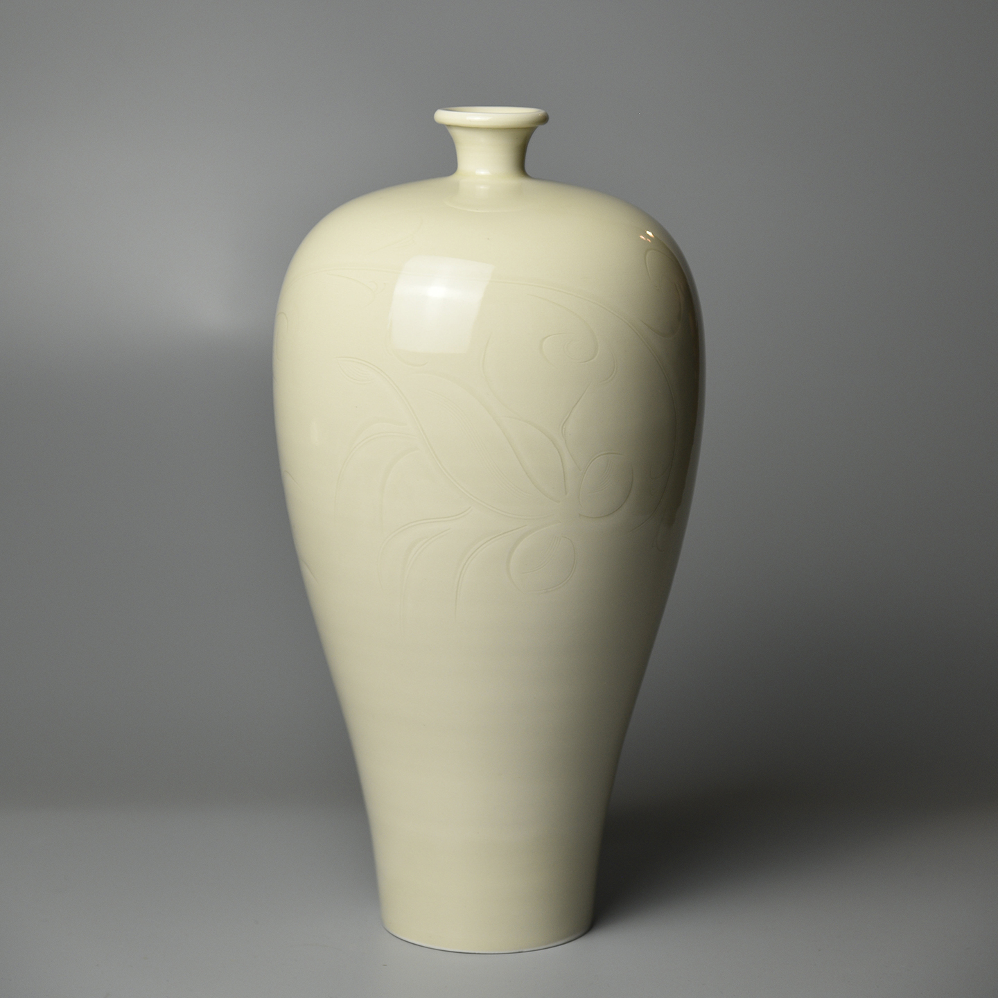 陶磁器 剔刻花瓣紋 双耳瓶 宋代 定窯 染付 置物擺件 古