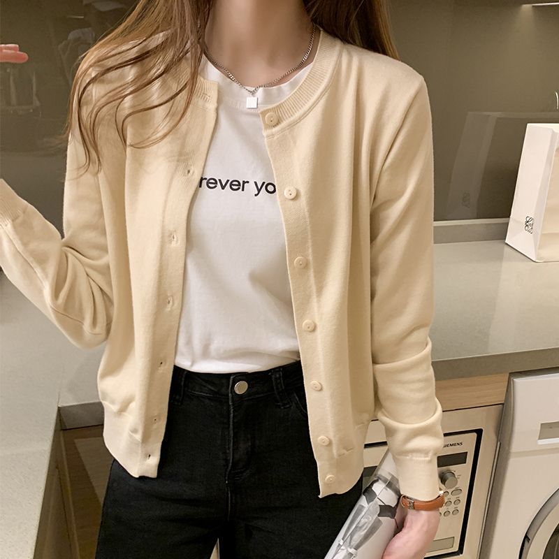 Round Neck Long-Sleeved Cardigan, Summer Thin Coat, Shawl, Apricot Knitted Sweater, Spring and Autumn Solid Color Short Sun Protection Shirt Round Neck Long-Sleeved Cardigan, Summer Thin Coat, Shawl, Apricot Knitted Sweater, Spring and Autumn Solid Color Short Sun Protection Shirt