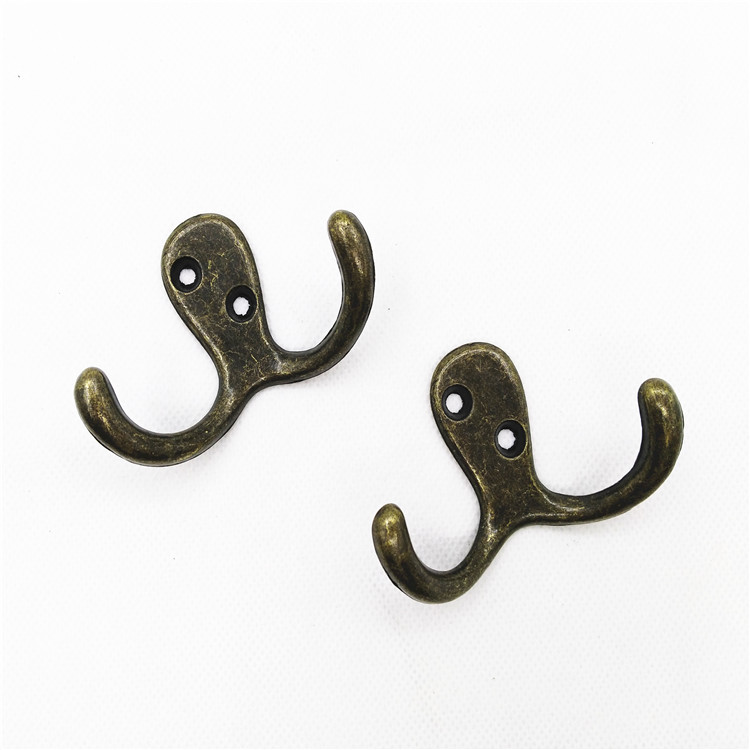 Solid American ancient bronze clothes hook double clothes hook hanging clothes hook duplex clothes hook European-style hook wall double clothes hook