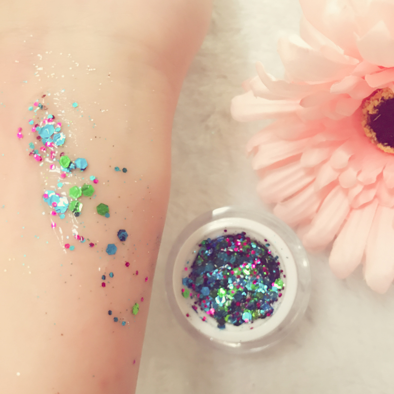 Elves bụi ánh sáng cao lục giác sequin gel kem mặt cơ thể flash trang điểm chương trình nàng tiên cá quy mô sân khấu ảnh phấn bắt sáng