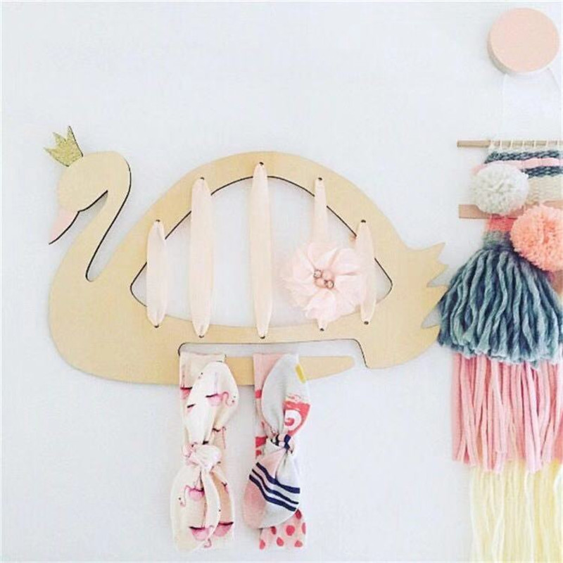 Forcina per gioielli in legno di cigno con corda ad anello per riporre decorazioni da appendere alla parete della camera dei bambini_voghion.com