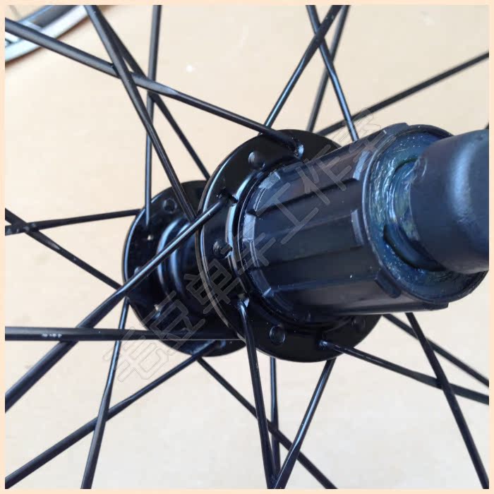 Roues de vélo cyclisme sur route - Ref 2366949 Image 26