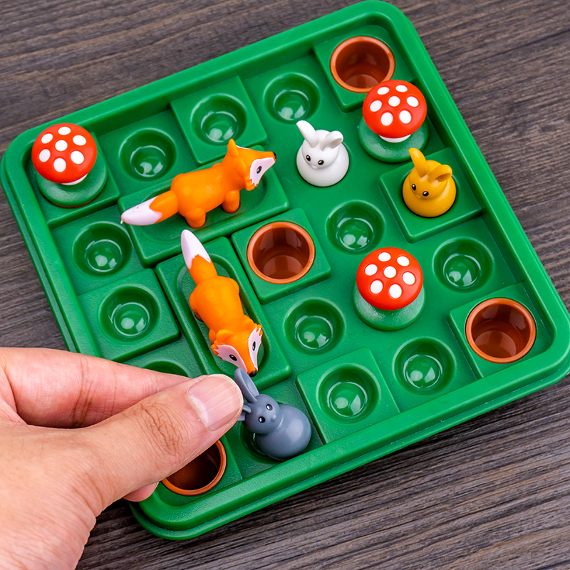 Little boy jumping bunny bunny bunny jumping children's logical thinking training board game educational toys