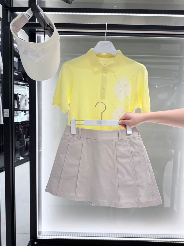 26 New Korean Golf Clothing for Women, Spring and Summer Fashion Versatile Imported Machine-Made Short-Sleeve Tops