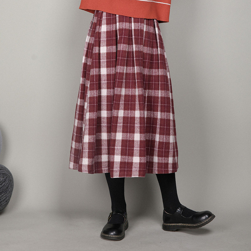 Small onion good cut Japanese vintage plaid skirt women Autumn Winter leisure high waist pleated medium long version of woolen A- line dress