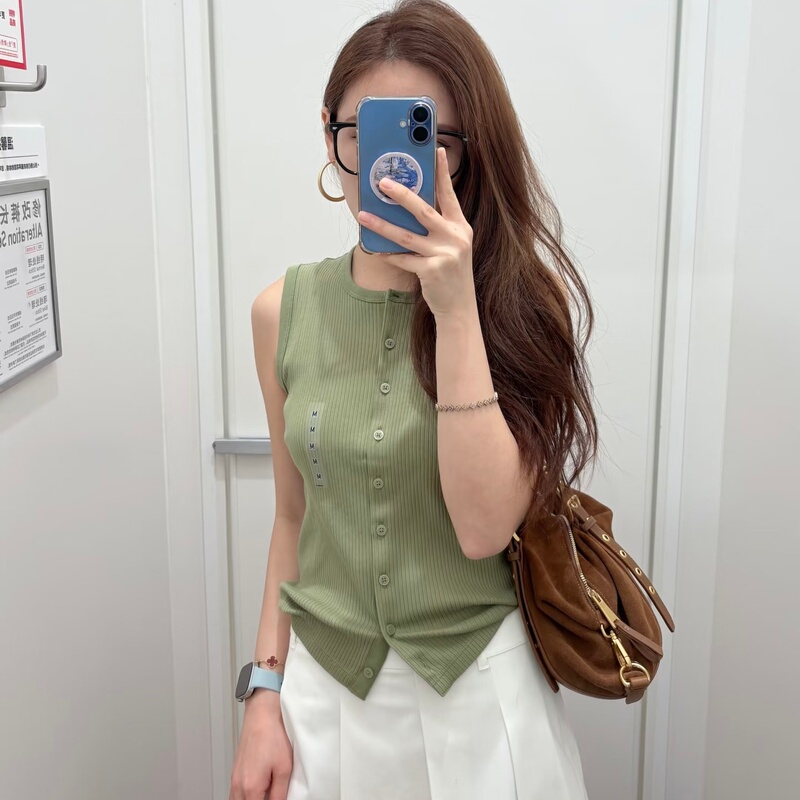 Women's Front-Buttoned Vest, Slim Fit, Round Neck, Sleeveless, Solid Color Knitted Cardigan Top, New Summer Style 484226 Women's Front-Buttoned Vest, Slim Fit, Round Neck, Sleeveless, Solid Color Knitted Cardigan Top, New Summer Style 484226