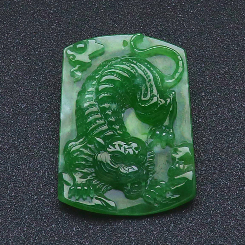 Natural Myanmar old pit A goods jade down the mountain tiger jade pendant oil green deep green carved large registration with certificate